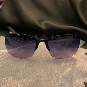 Vintage Women’s DKNY Sunglasses